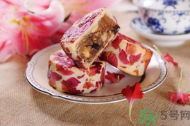 月經(jīng)期間可以吃月餅嗎？月經(jīng)期間吃月餅會(huì)長(zhǎng)胖嗎？