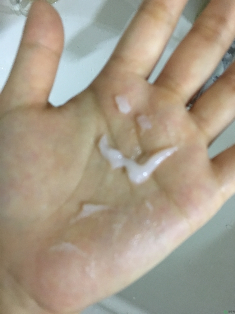 春雨和水光面膜哪個好？春雨面膜和水光面膜哪個好？