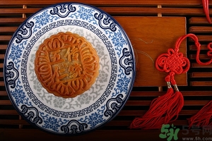 孕婦能吃月餅嗎？哺乳期可以吃月餅嗎？