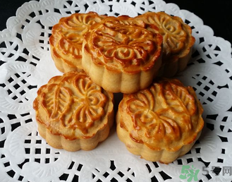 蓮蓉月餅怎么做好吃？蓮蓉月餅做法推薦