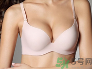 硅膠隆胸破裂了怎么辦?硅膠隆胸裂開有什么危險(xiǎn)