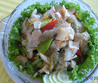 魚(yú)皮可以吃嗎？吃魚(yú)皮有什么好處？