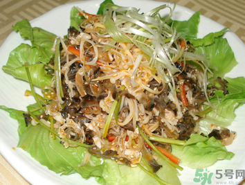 魚(yú)皮可以吃嗎？吃魚(yú)皮有什么好處？