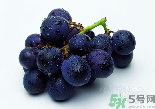吃葡萄要吐皮嗎？吃葡萄皮好不好？