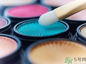 眼影可以當(dāng)眉粉用嗎？眼影可以當(dāng)鼻影用嗎？