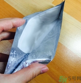 桃淑屋水光面膜和jayjun水光面膜哪個(gè)好？
