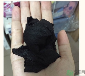 膜法世家黑面膜怎么樣？膜法世家水光黑面膜好用嗎？