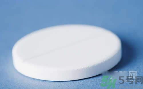 鈣片可以空腹吃嗎？鈣片空腹吃好嗎？