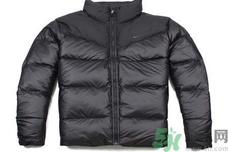 ?羽絨服可以用洗衣機(jī)洗嗎？羽絨服上油漬怎么洗？