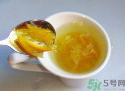 柚子皮可以泡水喝嗎？柚子皮泡水喝的功效