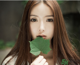 18歲的女生用什么護(hù)膚品？18歲的女生適合用的護(hù)膚品推薦