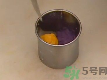 水晶月餅用的什么粉？水晶月餅的做法及配方