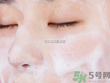 dillydelight荔枝潔面膜怎么樣？韓國(guó)荔枝面膜使用方法？