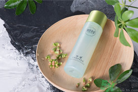 相宜本草的護(hù)膚品怎么樣？相宜本草的護(hù)膚品適合多大年齡？