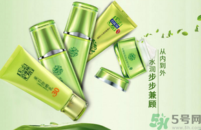 相宜本草和百雀羚哪個(gè)好用？百雀羚和相宜本草哪個(gè)更好一點(diǎn)？