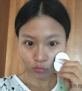 夢妝凈致氣墊粉底液多少錢？夢妝桃花遮瑕氣墊價格