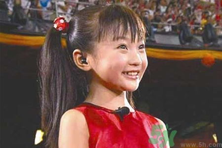 9歲女生的標(biāo)準(zhǔn)身高體重是多少？9歲女生正常身高體重是多少？
