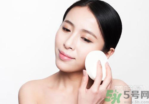 痘痘肌用什么護(hù)膚品好？痘痘肌護(hù)膚品推薦