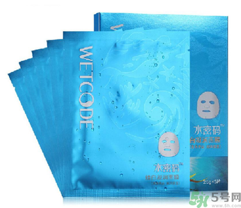 秋季用什么面膜好？秋季補(bǔ)水面膜推薦