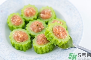 喝苦瓜汁會影響月經(jīng)嗎？來月經(jīng)可以喝苦瓜汁嗎？