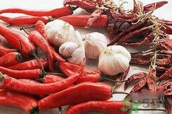 流鼻血不能吃什么食物？流鼻血吃什么好？