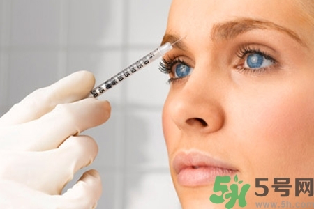 玻尿酸隆鼻的危害有哪些？玻尿酸隆鼻的副作用是什么？