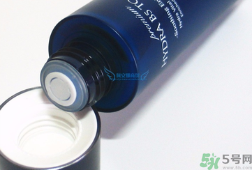 ahc水乳孕婦可以用嗎？ahc b5玻尿酸水乳適合孕婦嗎？