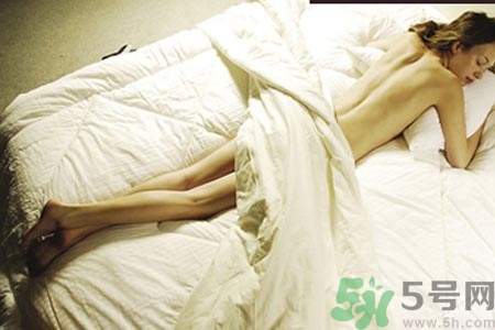 少女可以裸睡嗎？少女適合裸睡嗎？