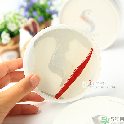spa蛇毒眼膜使用方法 蛇毒眼膜敷完要洗掉嗎？