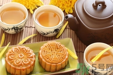 吃月餅可以和什么搭配？吃月餅搭配哪些食物最好？