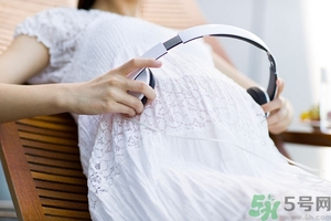 科學的胎教方法有哪些？怎么胎教培養(yǎng)聰明寶寶？