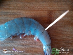 活蝦怎么處理干凈蝦線？活蝦怎么去蝦線？