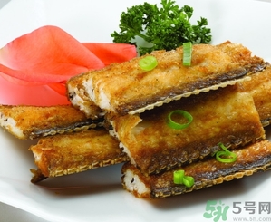 帶魚(yú)和西紅柿可以一起吃嗎？帶魚(yú)可以和番茄一起吃嗎？