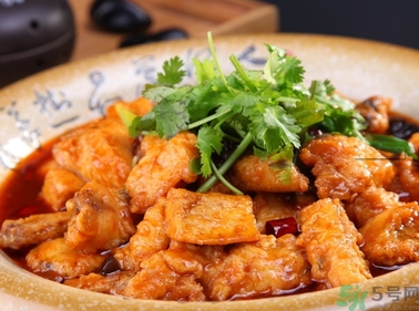 帶魚和牛奶可以一起吃嗎？帶魚和牛奶可以同時吃嗎？