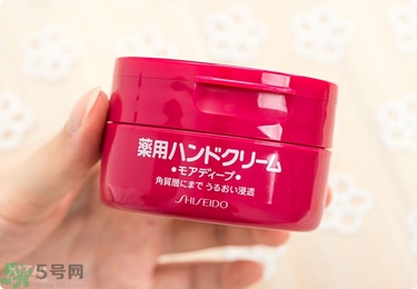 資生堂護(hù)手霜怎么樣？資生堂護(hù)手霜100g紅罐好用嗎？
