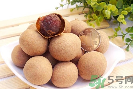 干桂圓一天可以吃幾個(gè)？干桂圓怎么吃最有營(yíng)養(yǎng)？
