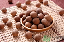 干桂圓怎么吃不上火？吃干桂圓有什么好處？