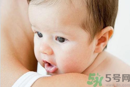 兩個(gè)月寶寶每天奶量多少？兩個(gè)月寶寶吃奶量多少正常？