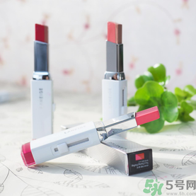 蘭芝雙色口紅哪個顏色好看？蘭芝雙色口紅怎么涂？