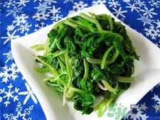 蘿卜纓的營養(yǎng)價(jià)值 蘿卜纓的功效與作用
