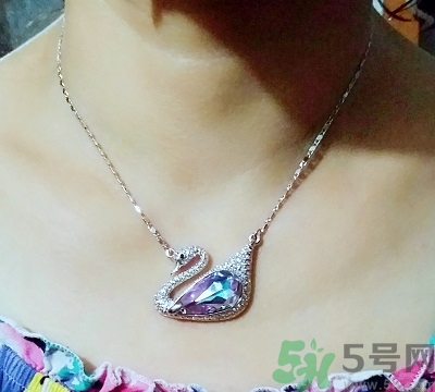 施華洛世奇水晶天鵝項(xiàng)鏈多少錢(qián)?