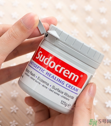 Sudocrem屁屁霜怎么用？sudocrem屁屁霜初生寶寶能用嗎？