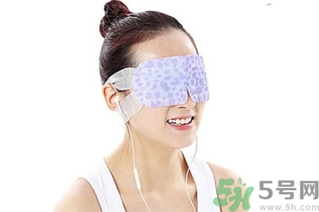 戴隱形眼鏡能用蒸汽眼罩嗎？使用蒸汽眼罩可以擦眼霜嗎？