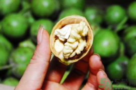 新鮮核桃上火嗎？吃新鮮核桃會(huì)上火嗎？
