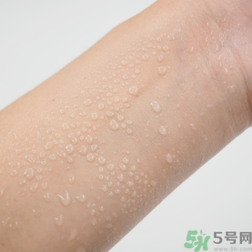 露娜luna氣墊粉底好不好用？luna氣墊bb好用嗎？