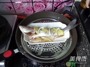 鱸魚蒸多長(zhǎng)時(shí)間？鱸魚怎么蒸？