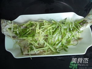 鱸魚蒸多長(zhǎng)時(shí)間？鱸魚怎么蒸？