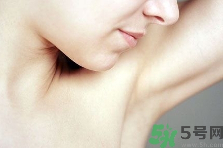 女人腋下不長毛怎么回事？女人腋下不長毛怎么辦？
