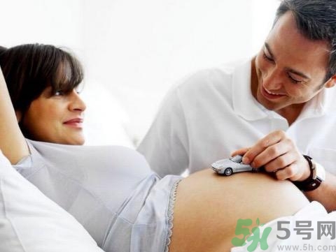 從胎動看男女準(zhǔn)嗎？胎動看男女準(zhǔn)確率高嗎？