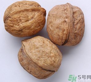 干核桃可以保存多久？干核桃能放多久？